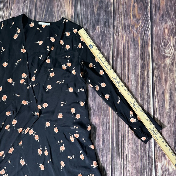 Flynn Skye Black Kimono in Poppy Fields Print Medium - Picture 10 of 15